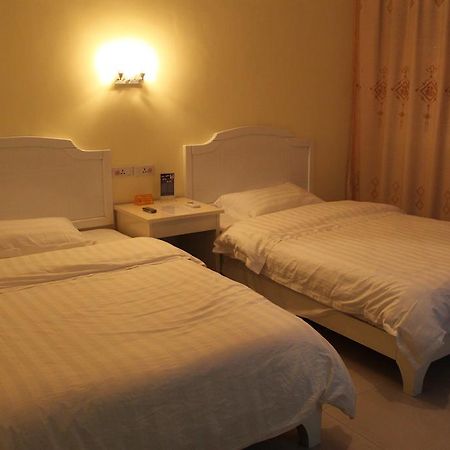 Yangshuo Romantic Inn Яншо Экстерьер фото