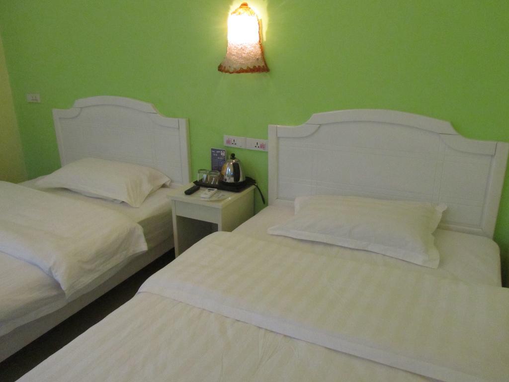 Yangshuo Romantic Inn Яншо Экстерьер фото