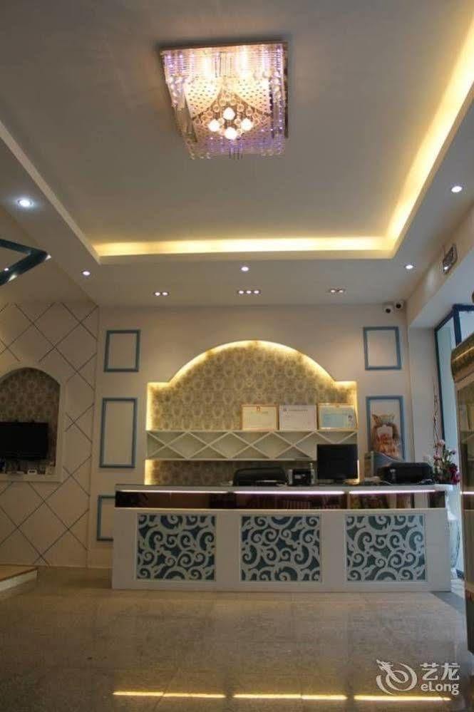 Yangshuo Romantic Inn Яншо Экстерьер фото