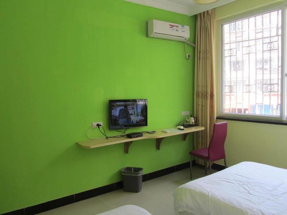 Yangshuo Romantic Inn Яншо Экстерьер фото