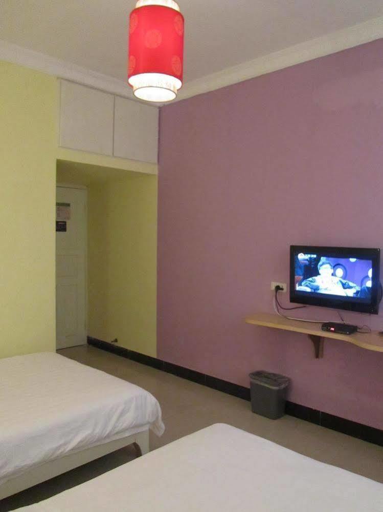 Yangshuo Romantic Inn Яншо Экстерьер фото