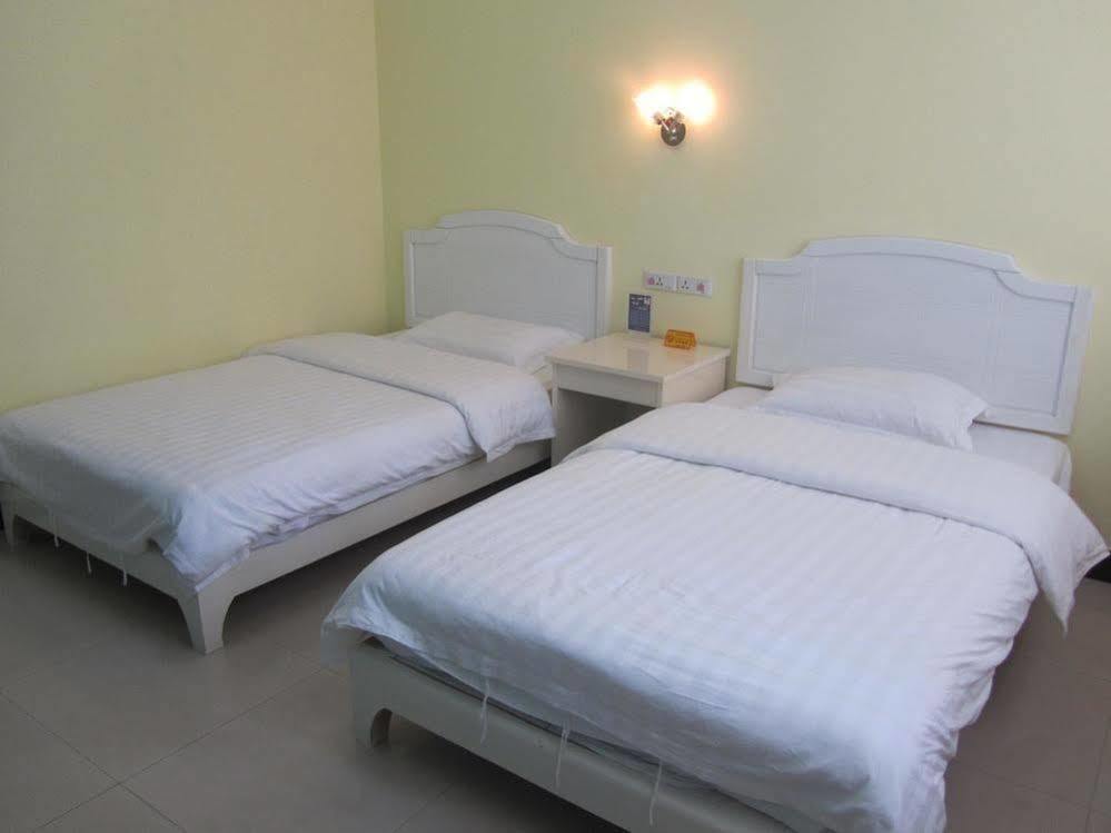 Yangshuo Romantic Inn Яншо Экстерьер фото